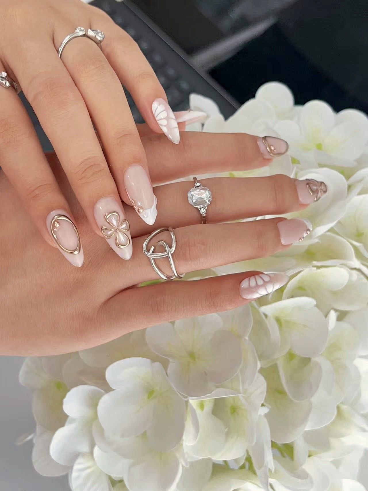 GOLDEN FLORAL
