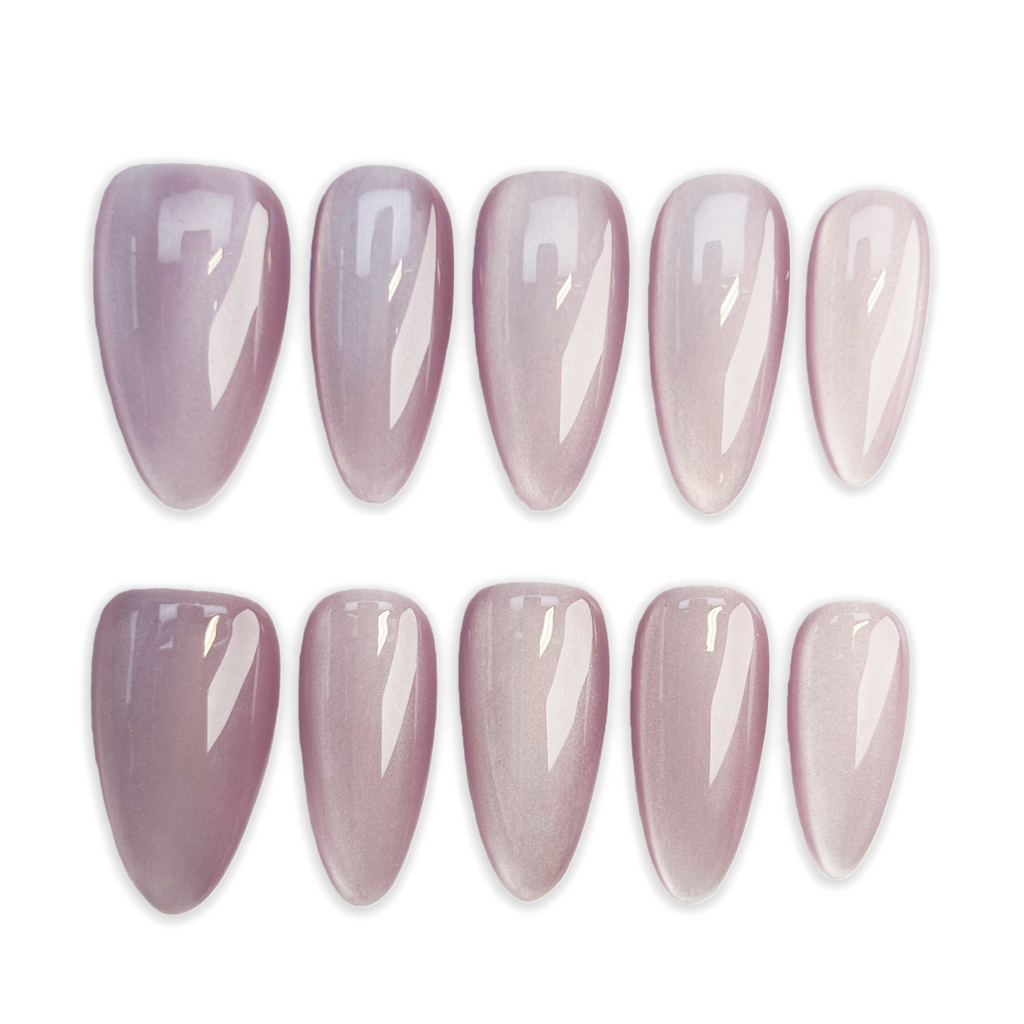 Cat Eye with Medium Almond