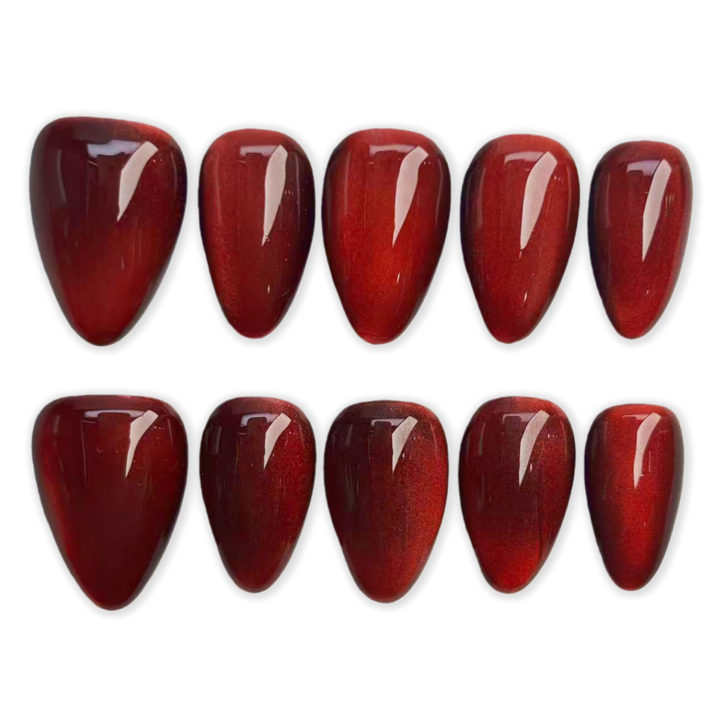 Cat Eye Nail Short Almond