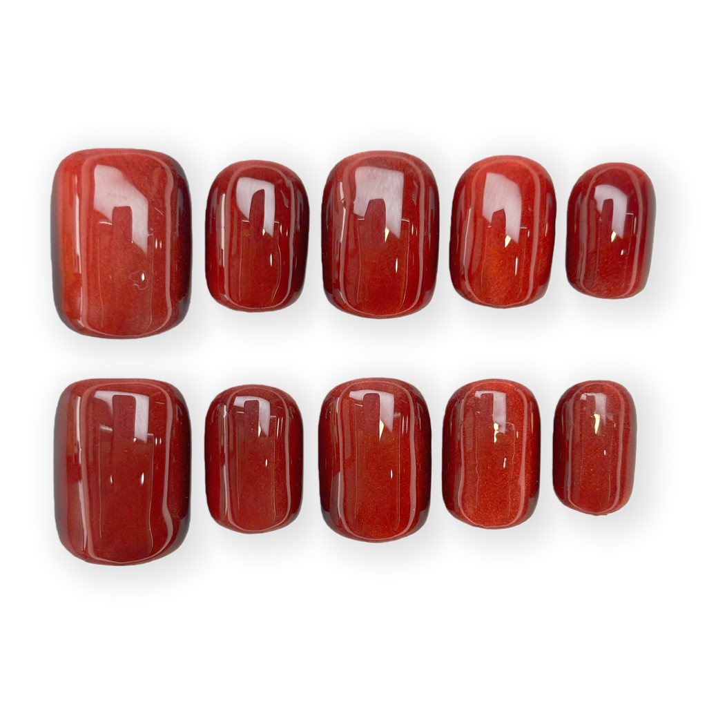 Cat Eyes with Super Short Square